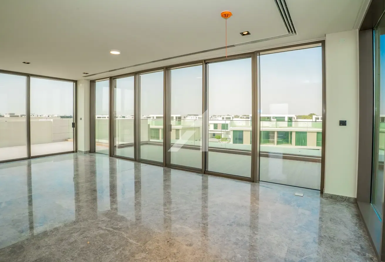 Exclusive l Brand New l Sky Terrace Villa