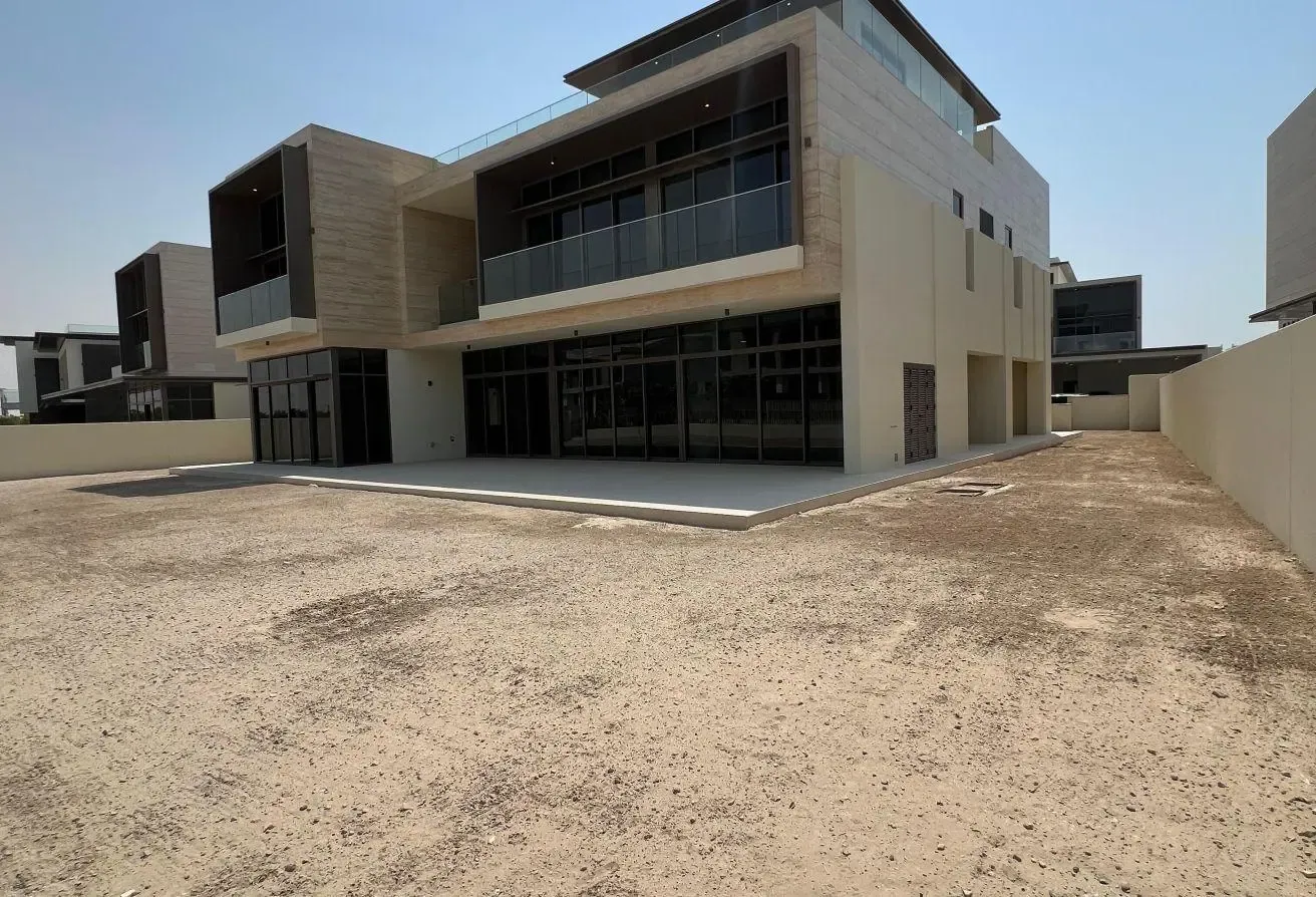 Prime Location | Burj Khalifa Views | Corner Plot