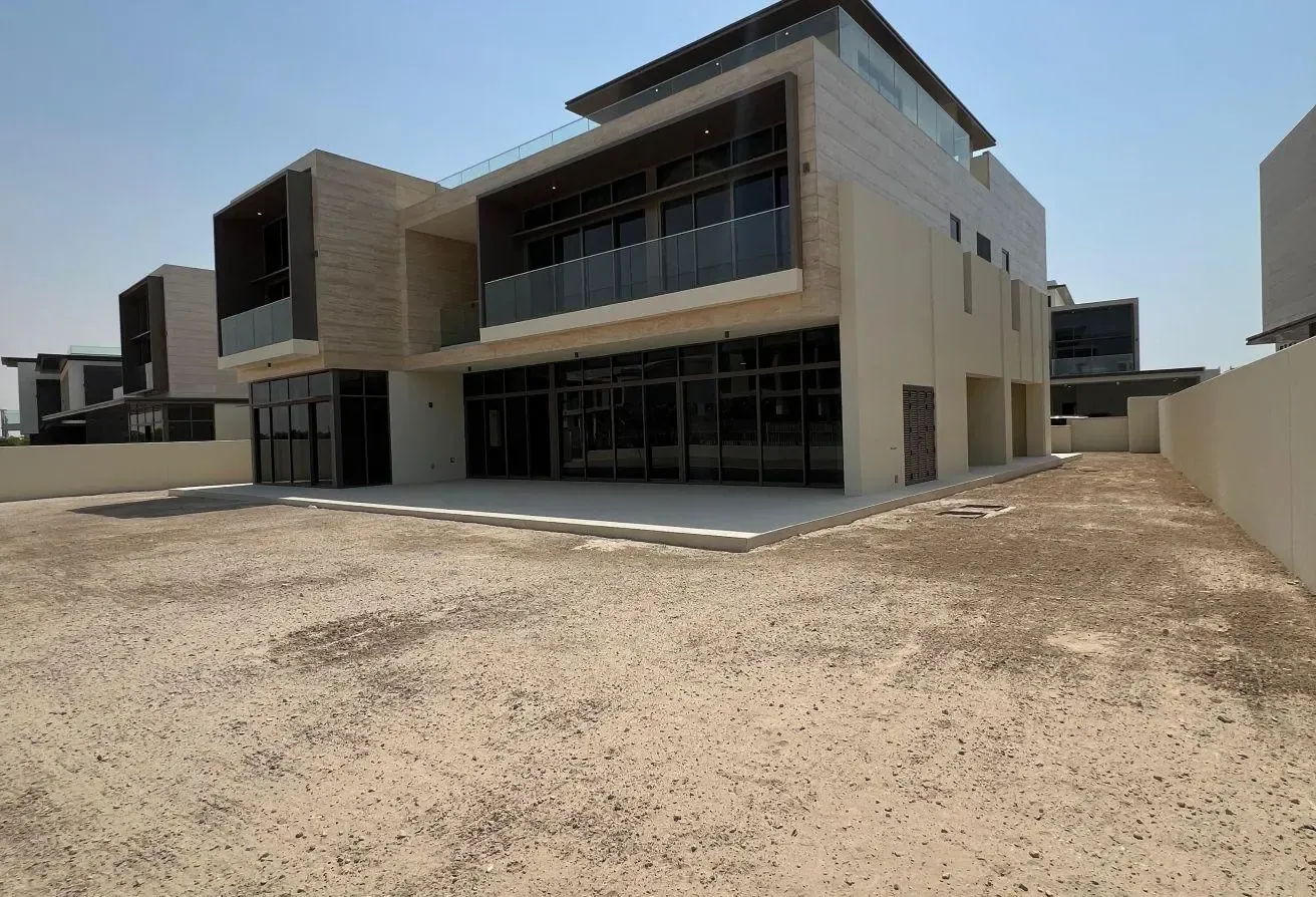Prime Location | Burj Khalifa Views | Corner Plot