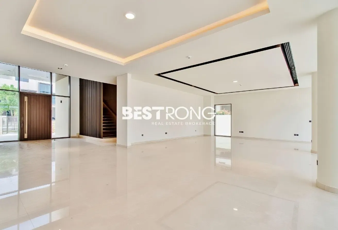 Exclusive | 6BR Villa |Huge Plot | Brand New