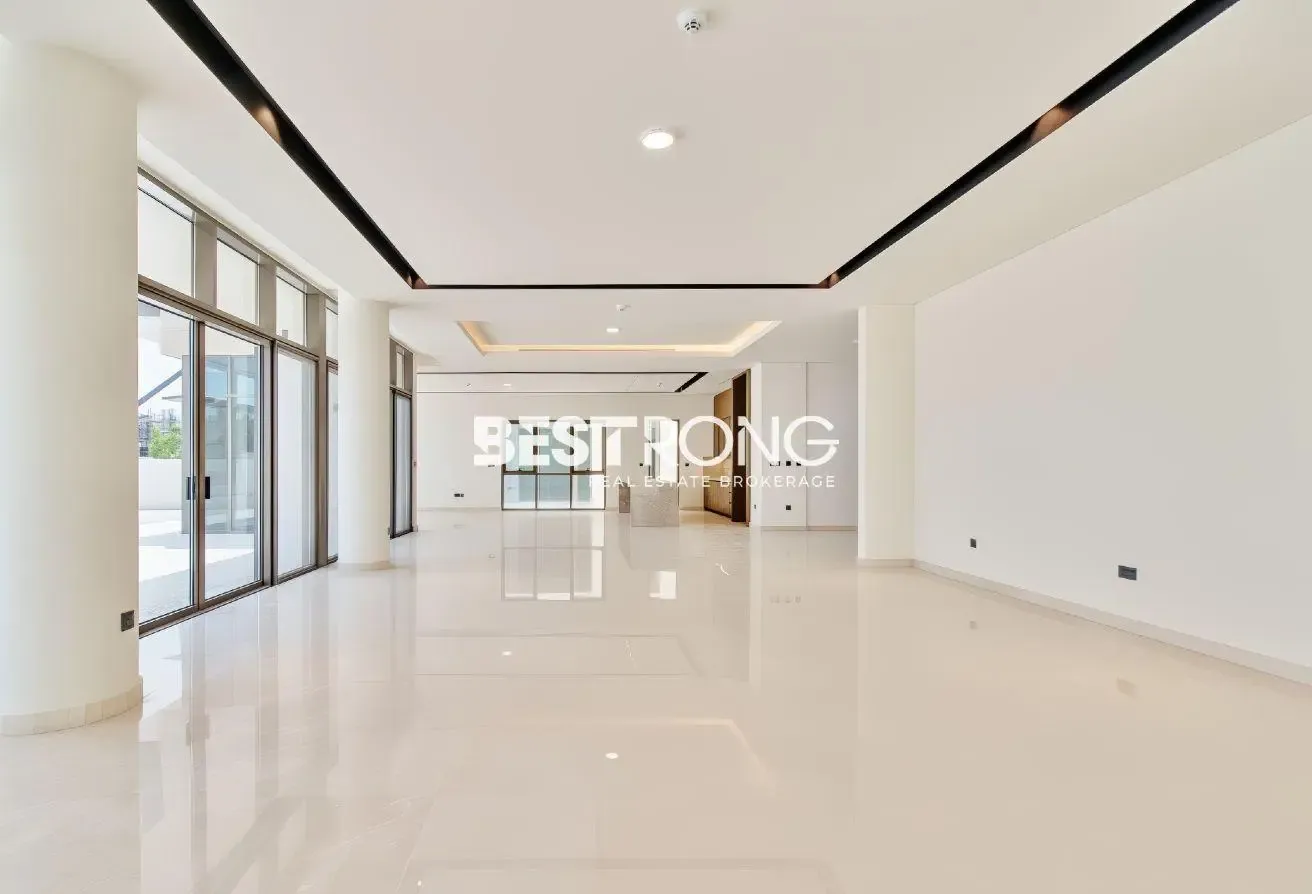 Exclusive | 6BR Villa |Huge Plot | Brand New