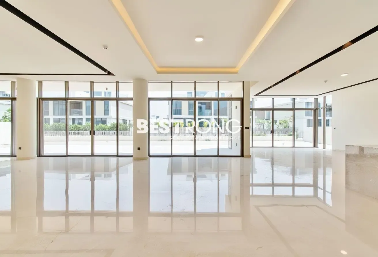 Exclusive | 6BR Villa |Huge Plot | Brand New