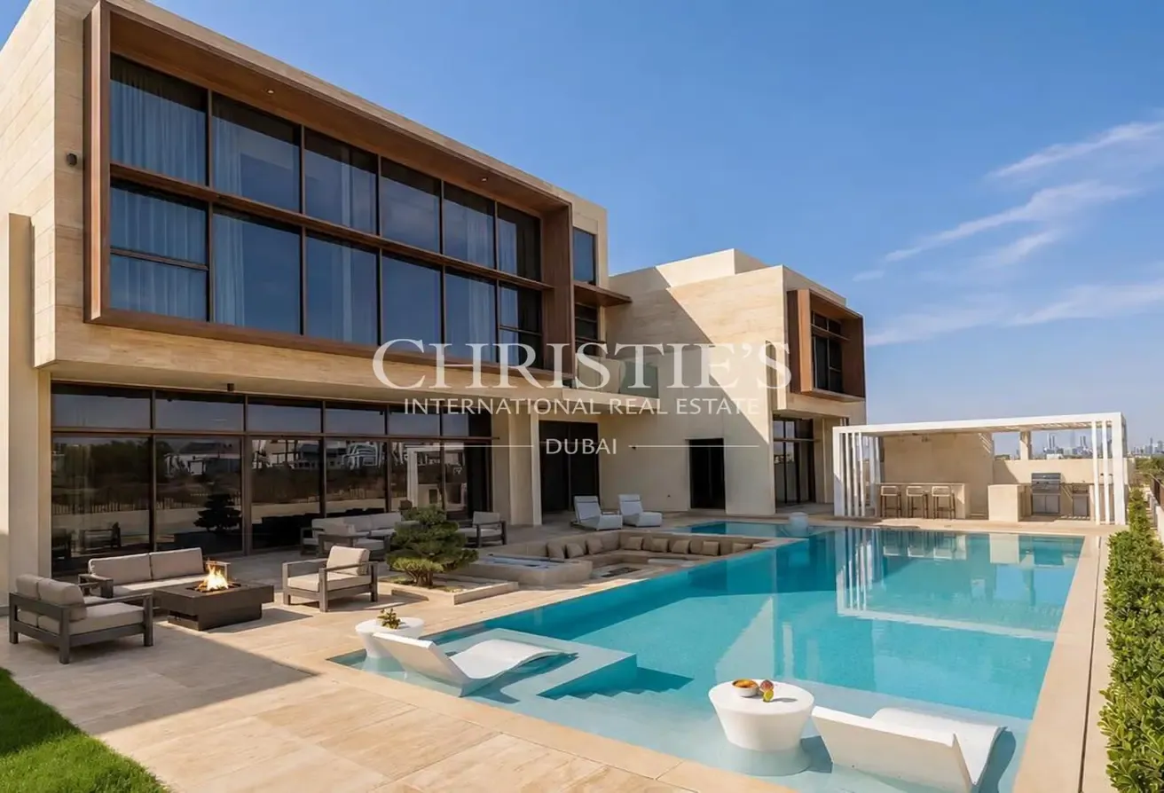 Elegant Dubai Hills Villa on the Golf Course