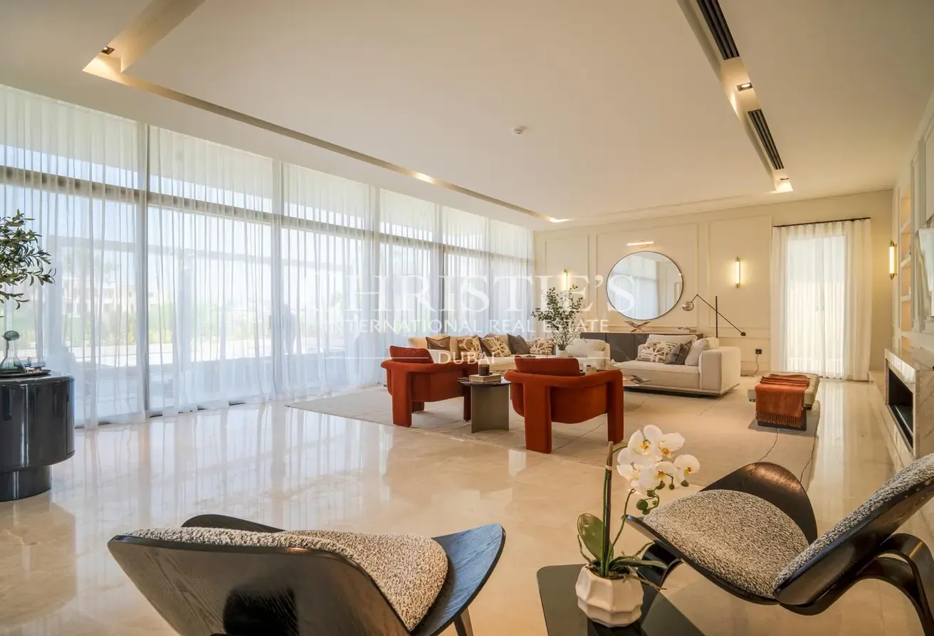 Elegant Dubai Hills Villa on the Golf Course