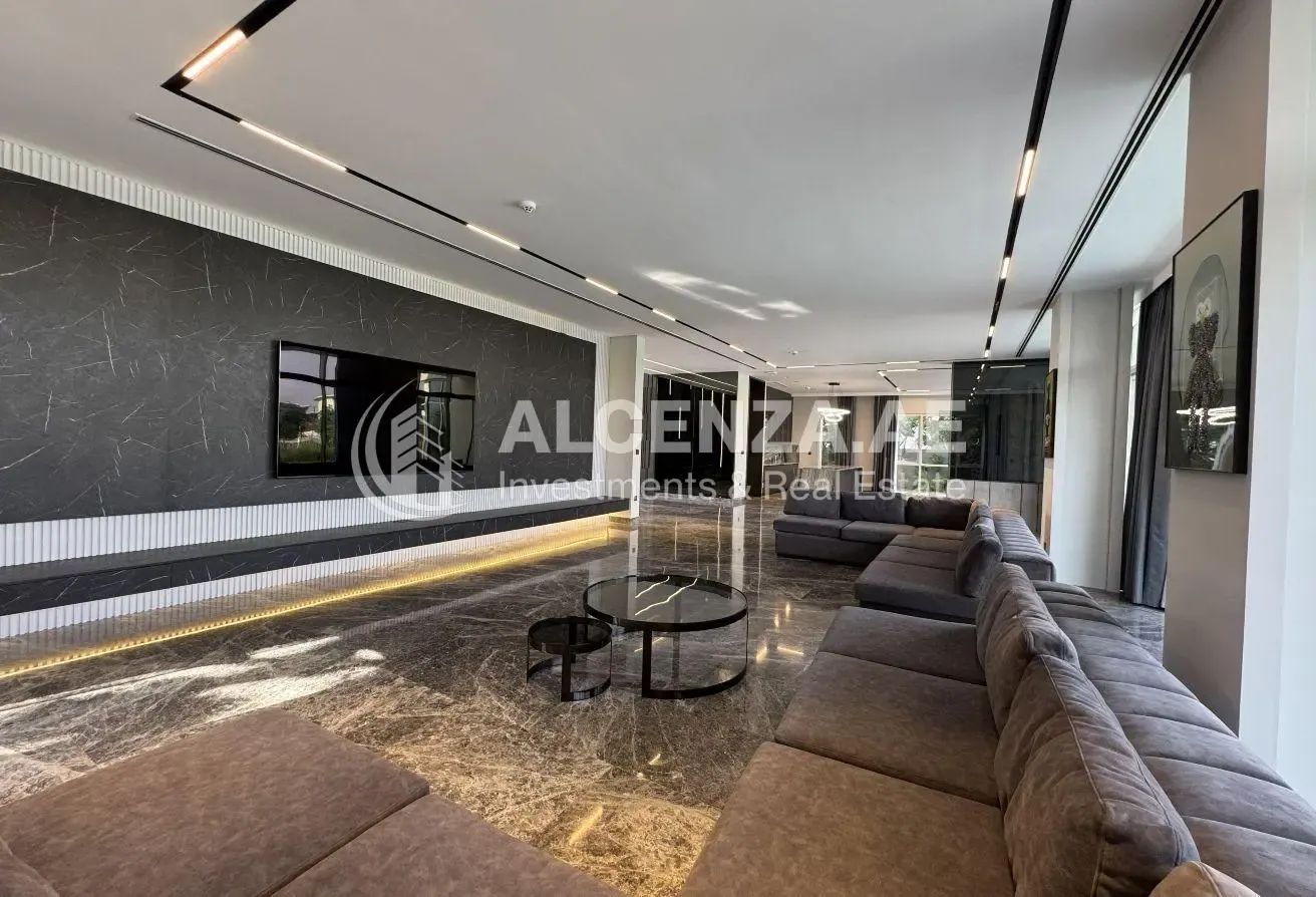 Luxury 6BR Villa | Fully Upgraded | Private Pool