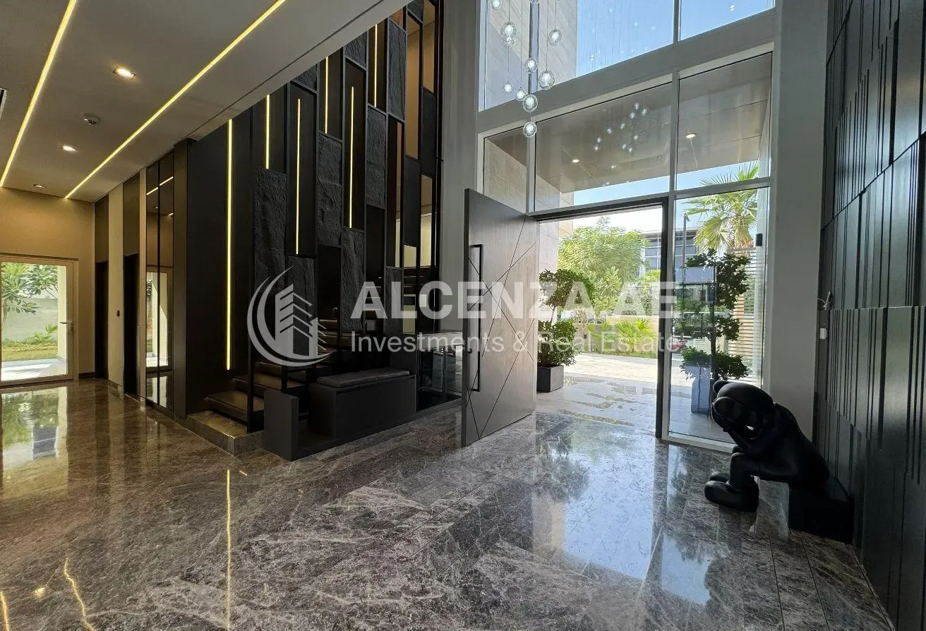 Luxury 6BR Villa | Fully Upgraded | Private Pool