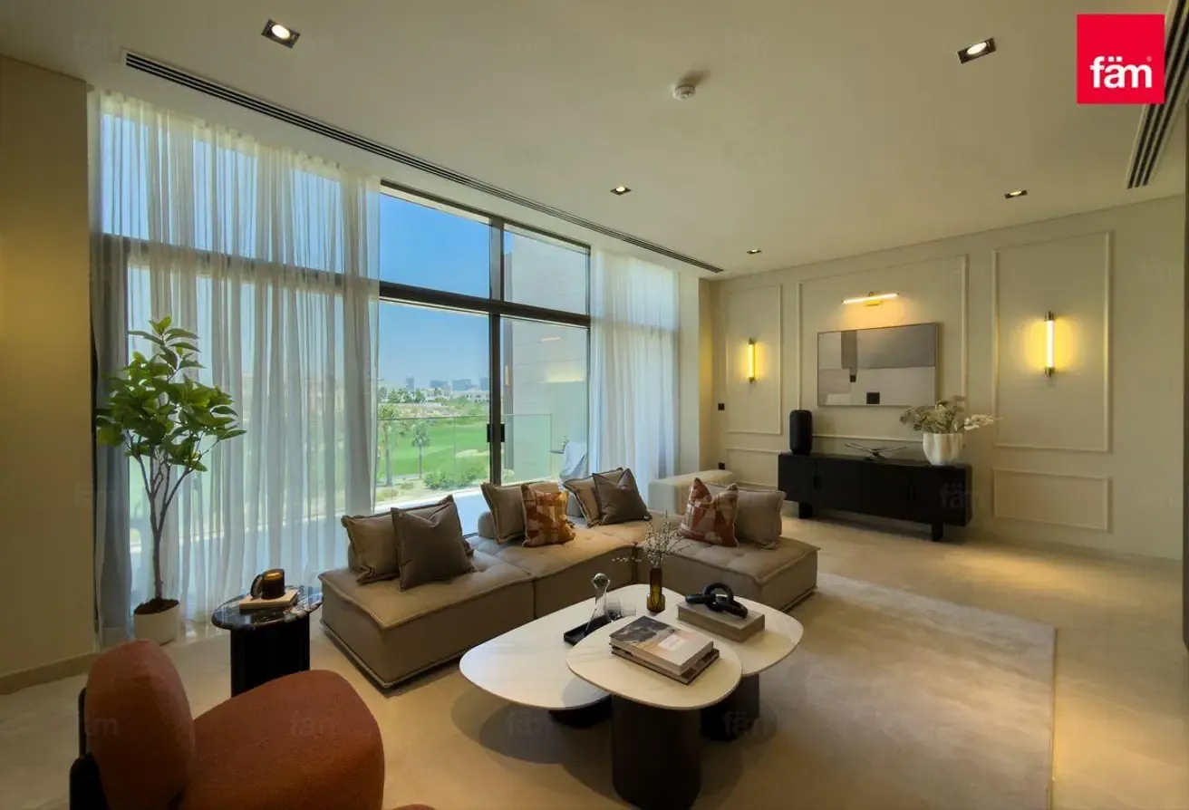 Golf View | Spacious | Luxurious Upgraded | Vacant