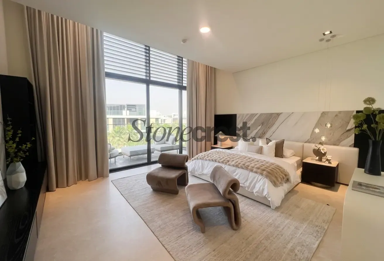Exclusive | Turn Key Luxury | Large Plot | Vacant