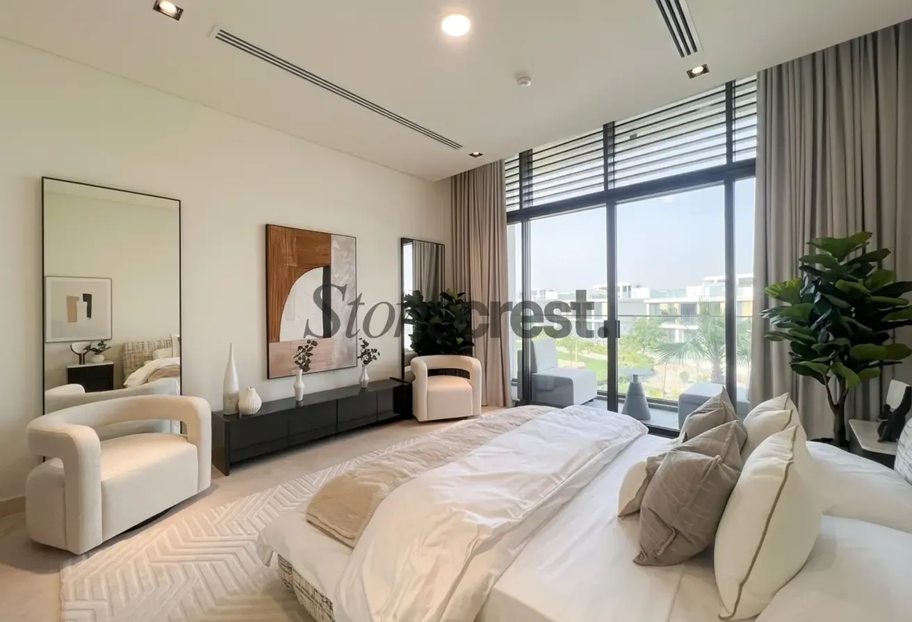 Exclusive | Turn Key Luxury | Large Plot | Vacant