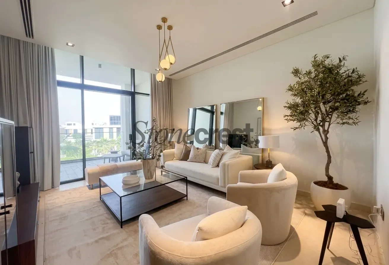 Exclusive | Turn Key Luxury | Large Plot | Vacant