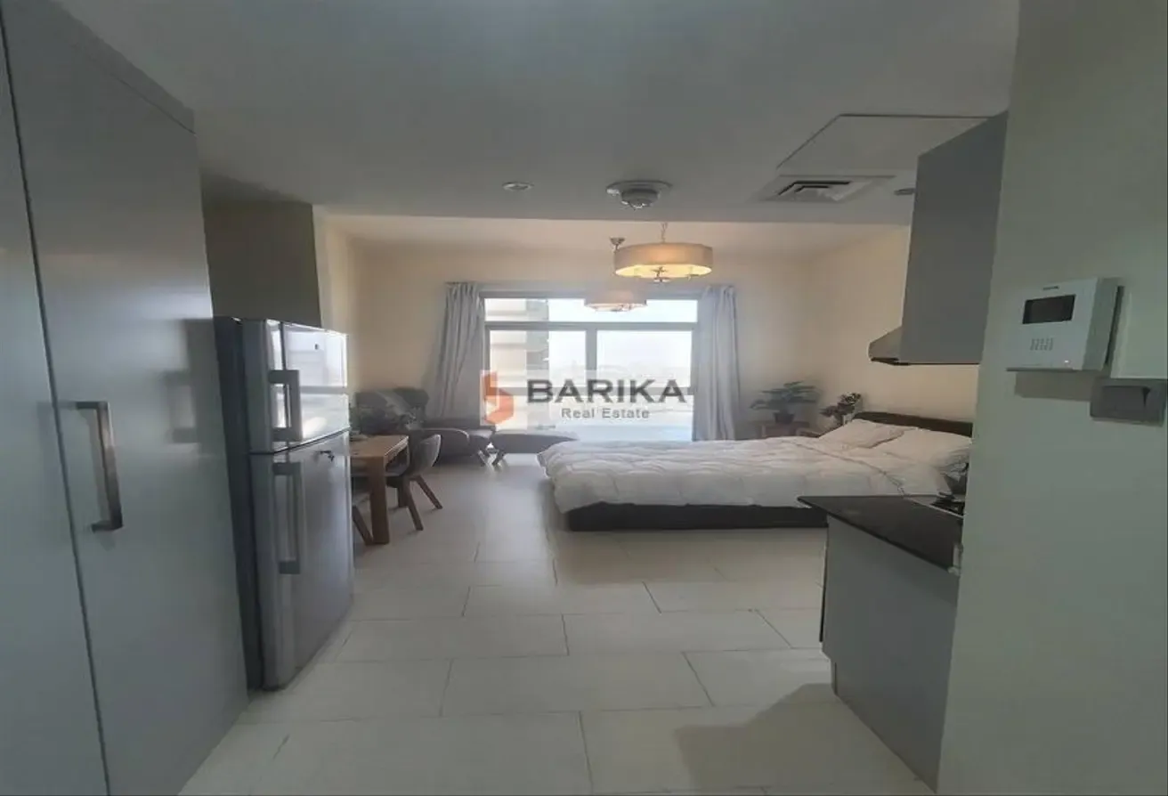 Spacious I Well-Maintained Studio | Furnished