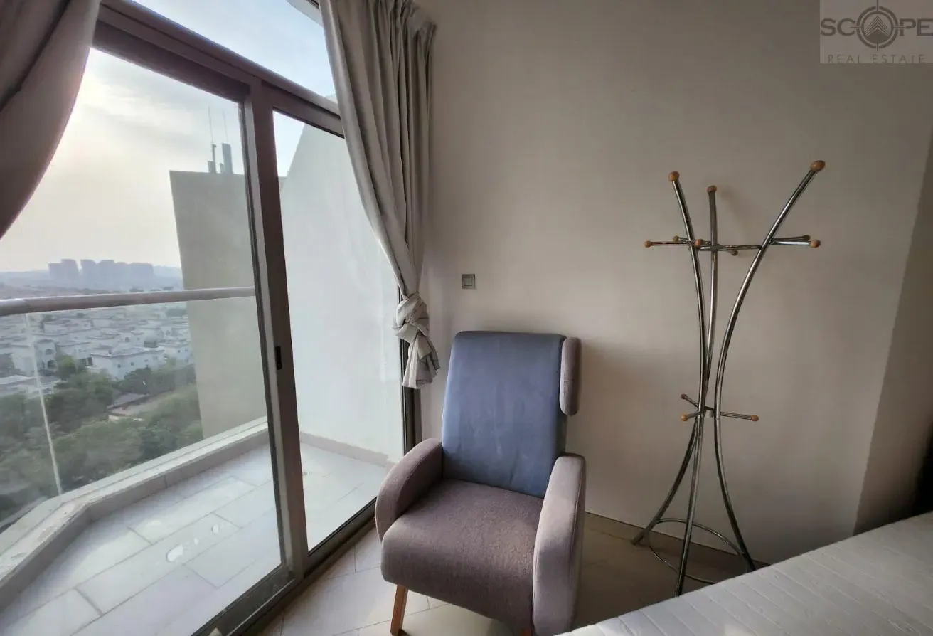 Rented Studio for Selling Furnished Azizi Roy