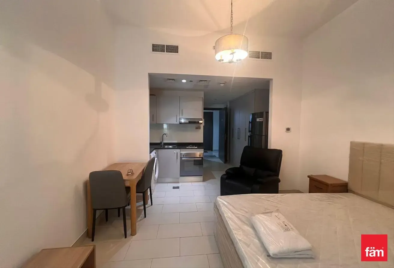 Fully Furnished I Vacating Soon I Chiller Free