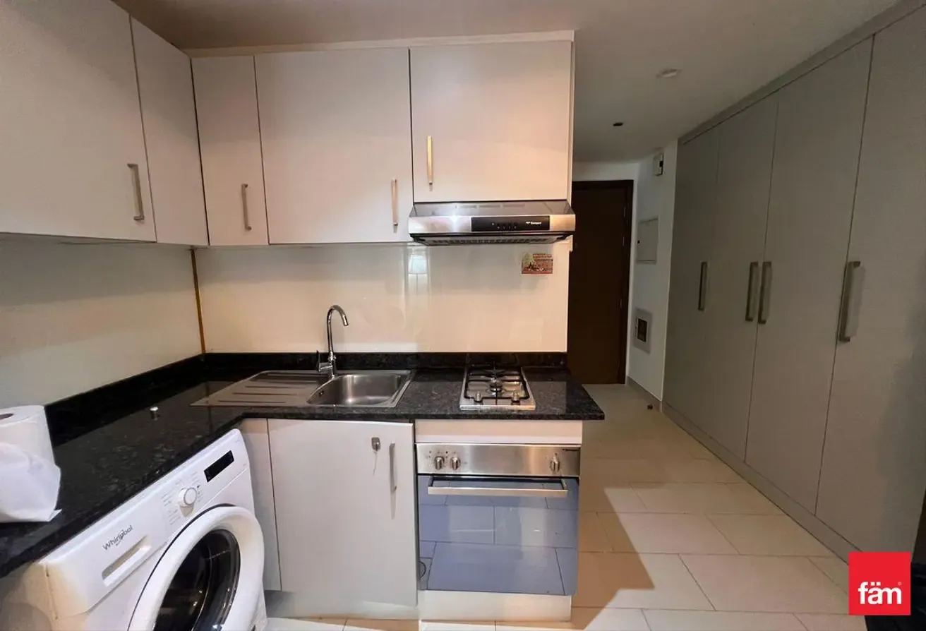 Fully Furnished I Vacating Soon I Chiller Free