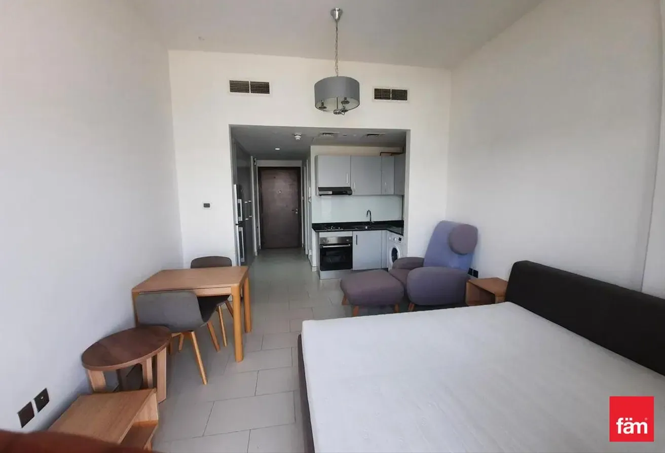 Vacant | Furnished | Chiller Free | Investor Deal