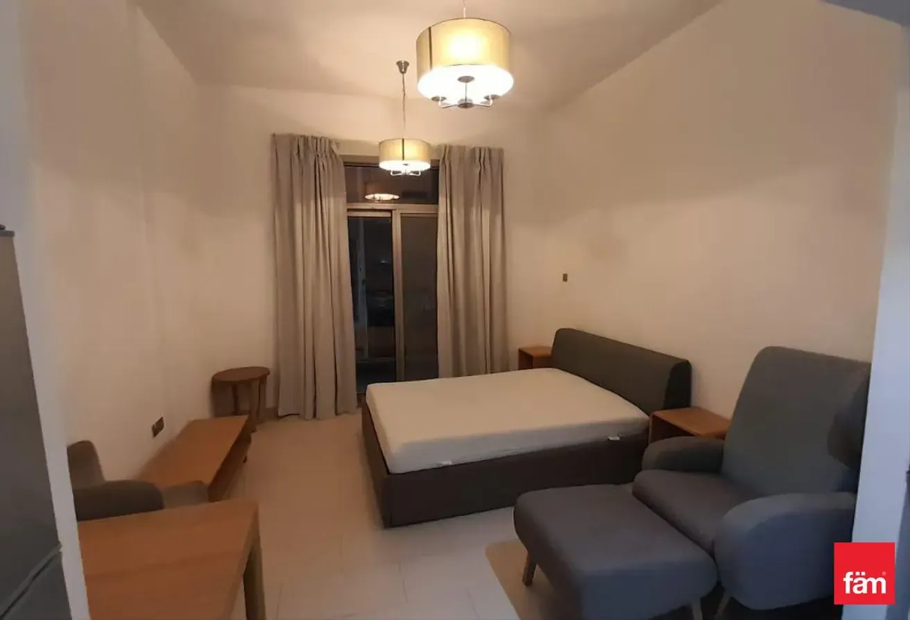 Vacant | Furnished | Chiller Free | Investor Deal