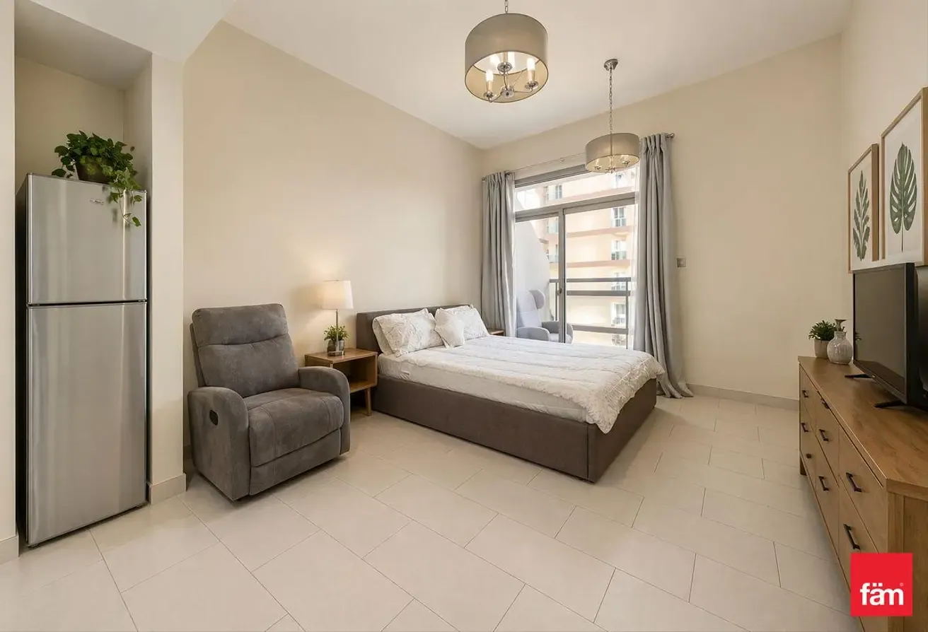 Furnished |Tenanted | Pool View