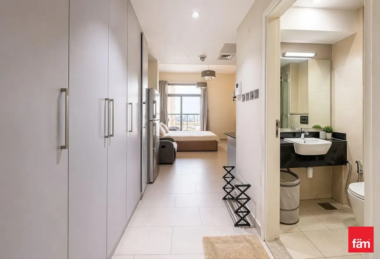Furnished |Tenanted | Pool View