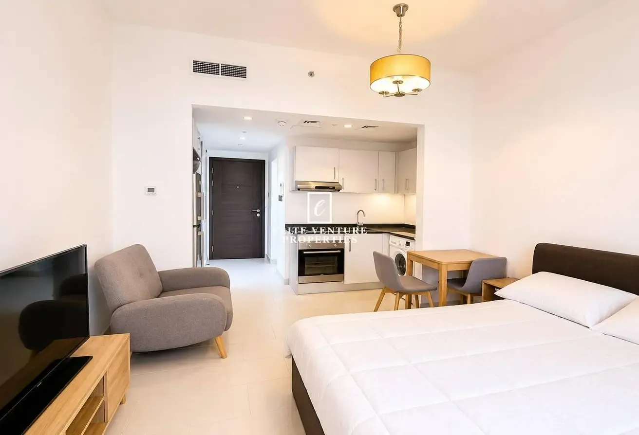 MODERN STUDIO | FULLY FURRNISHED | PRIME LOCATION