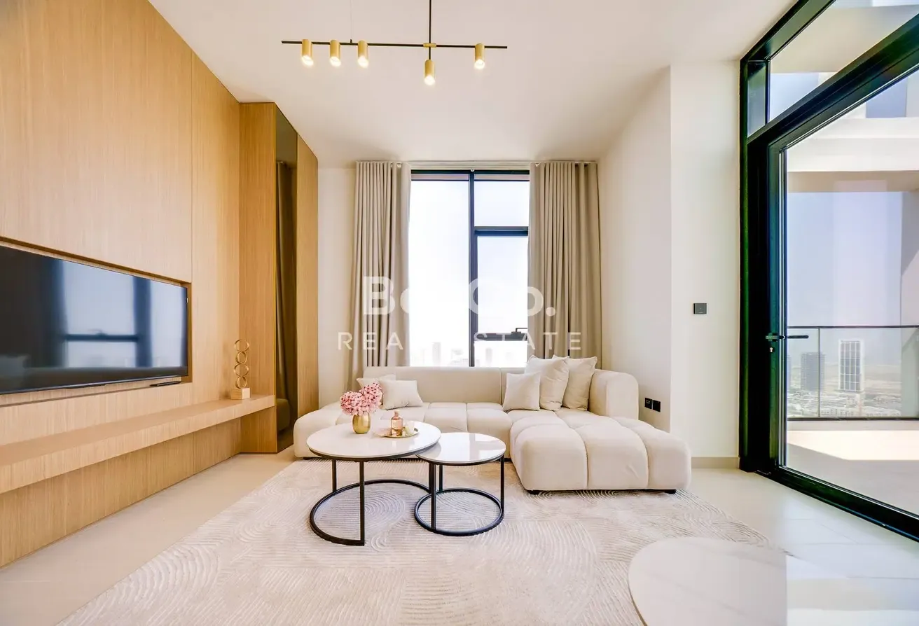 2 Bedrooms | Private Pool | High Floor | Furnished