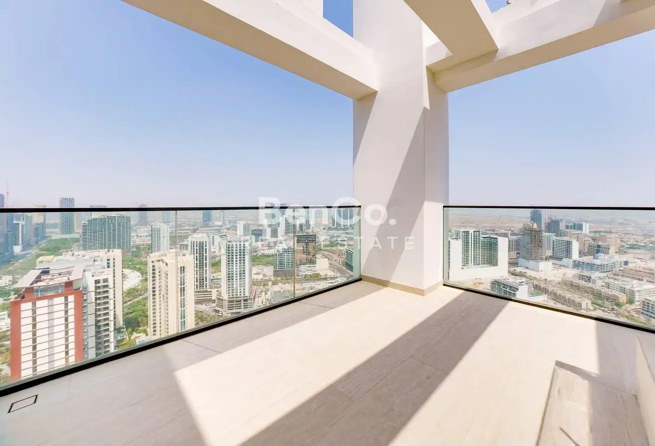 2 Bedrooms | Private Pool | High Floor | Furnished