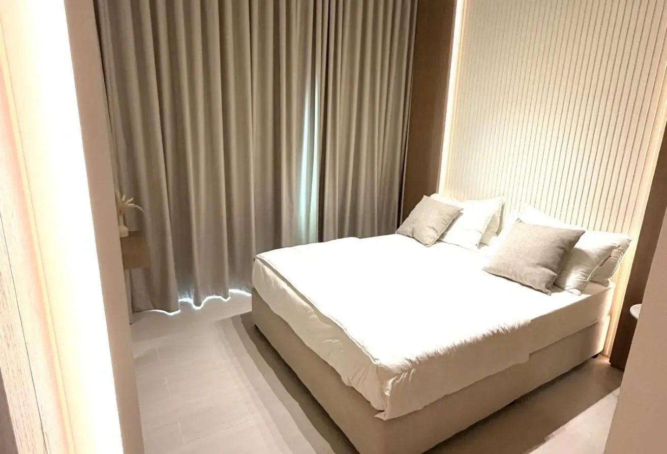 Luxury Top-Floor Apartment | Private Pool