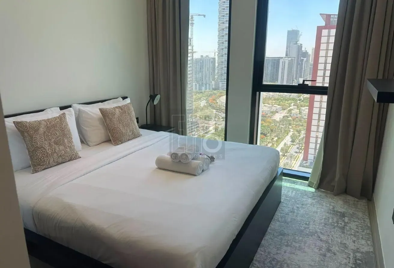 1 BR Apartment in JVC with Landmark Views