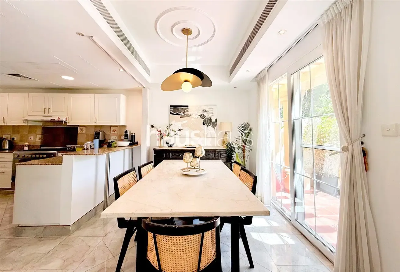 Type 2M| Fantastic Location | Vacant October