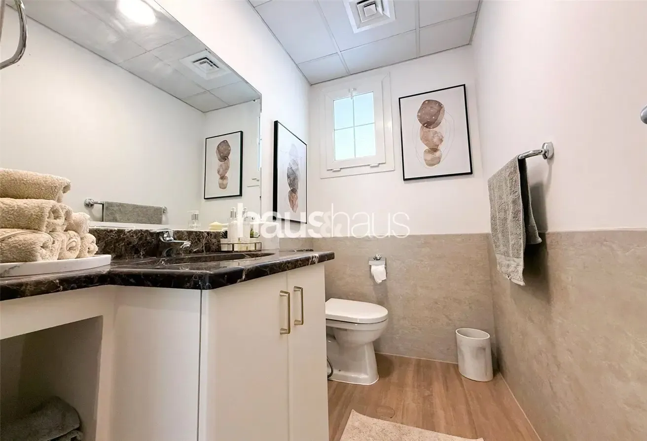 Type 2M| Fantastic Location | Vacant October