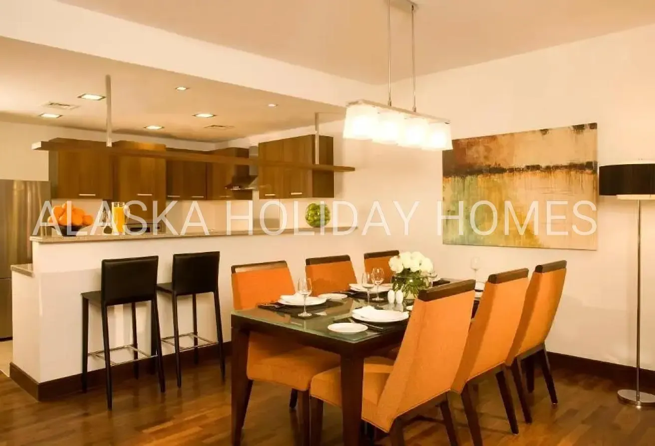 Best View | Bills Included | October Rate