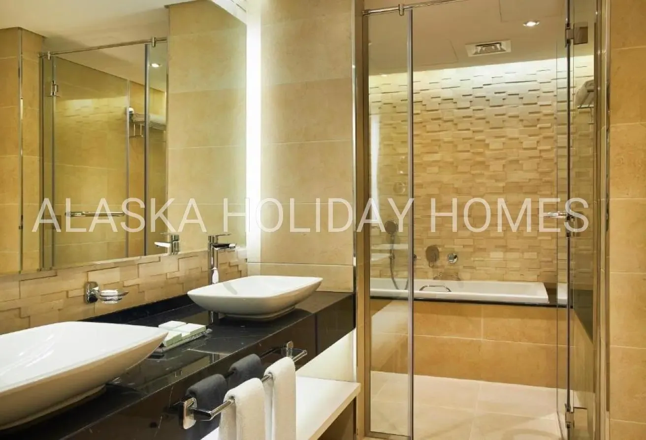 Ideal Location | Bills Included | Near Metro