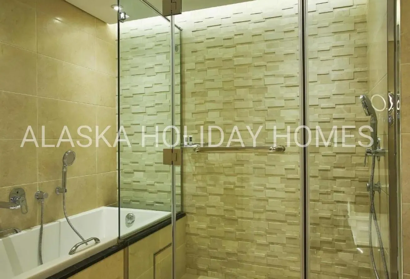Ideal Location | Bills Included | Near Metro