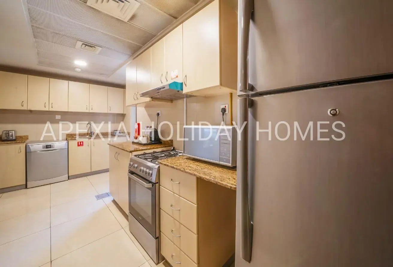 Skyline View 2BR | Private Balcony | Fully Service