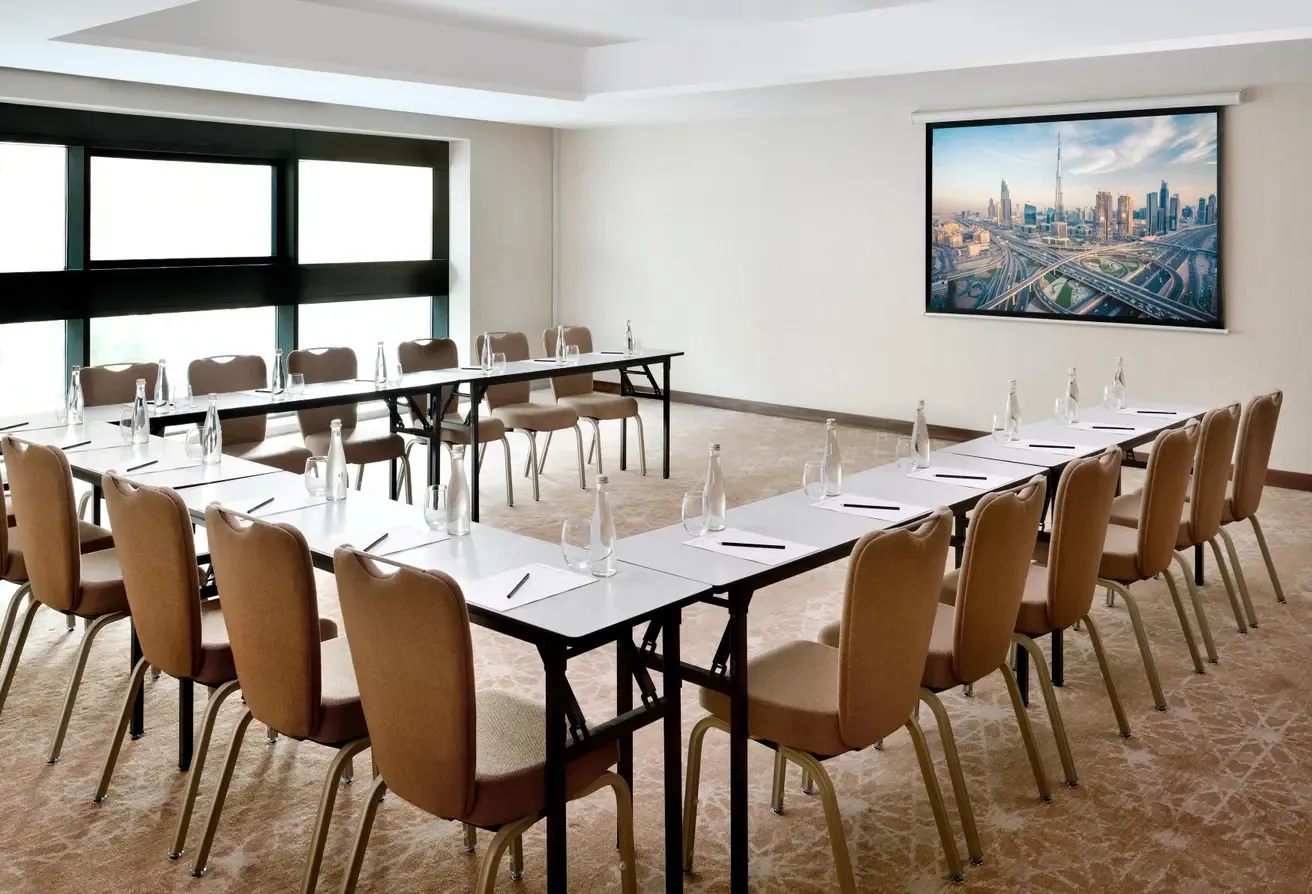 No comm. 2BR, walking distance to Dubai Mall