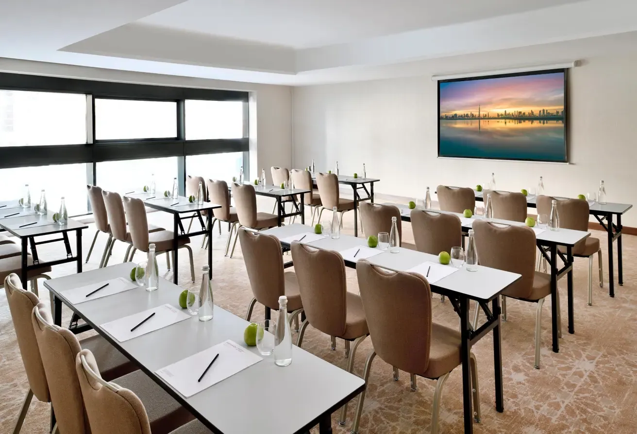 No comm. 2BR, walking distance to Dubai Mall