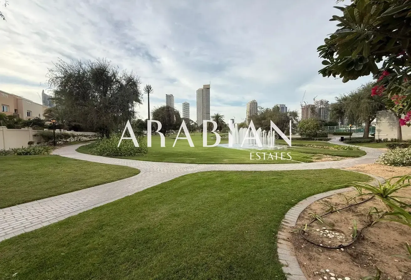 TH2 | 4BR + Maid | Private Garden | Park backing
