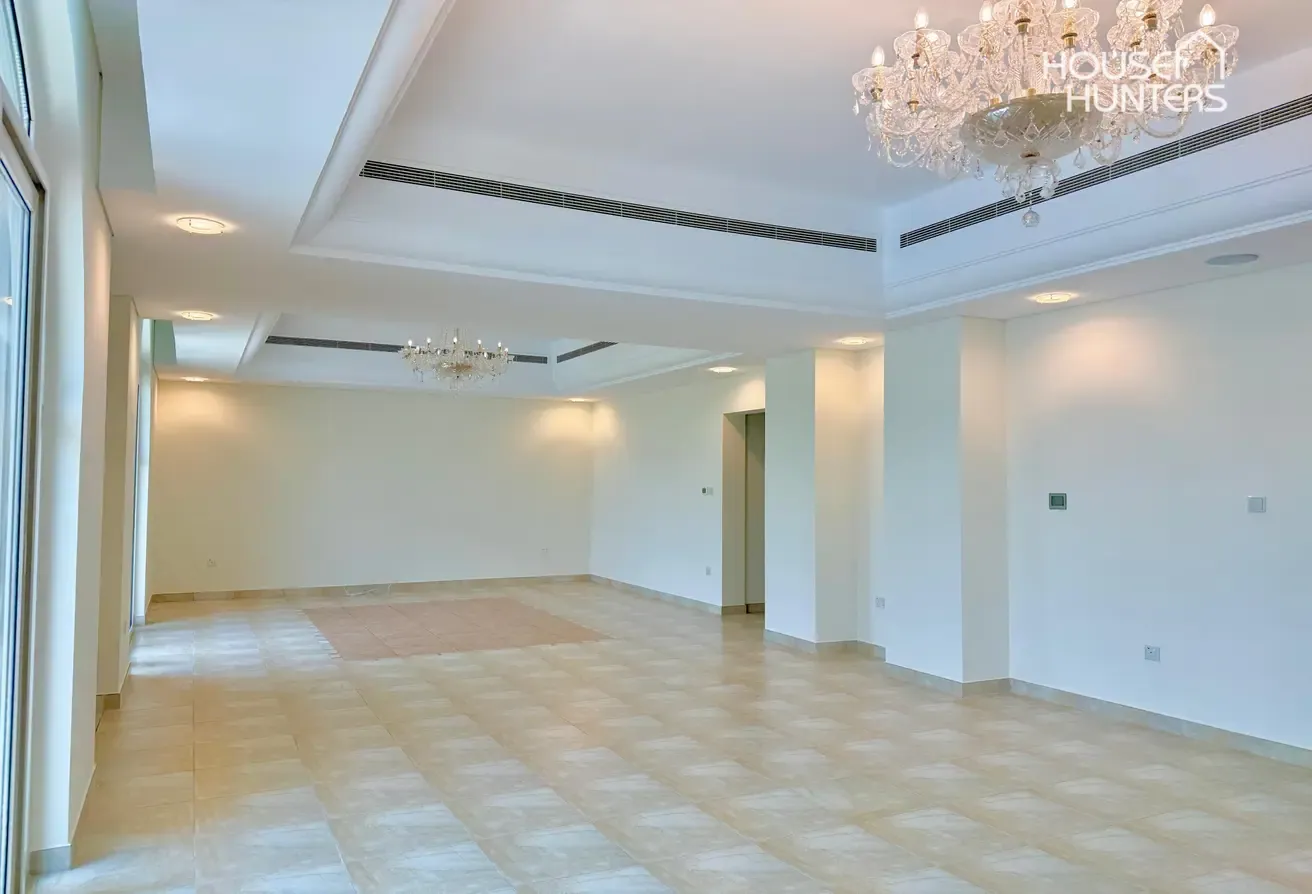 Large Plot | Private Pool | Excellent Condition