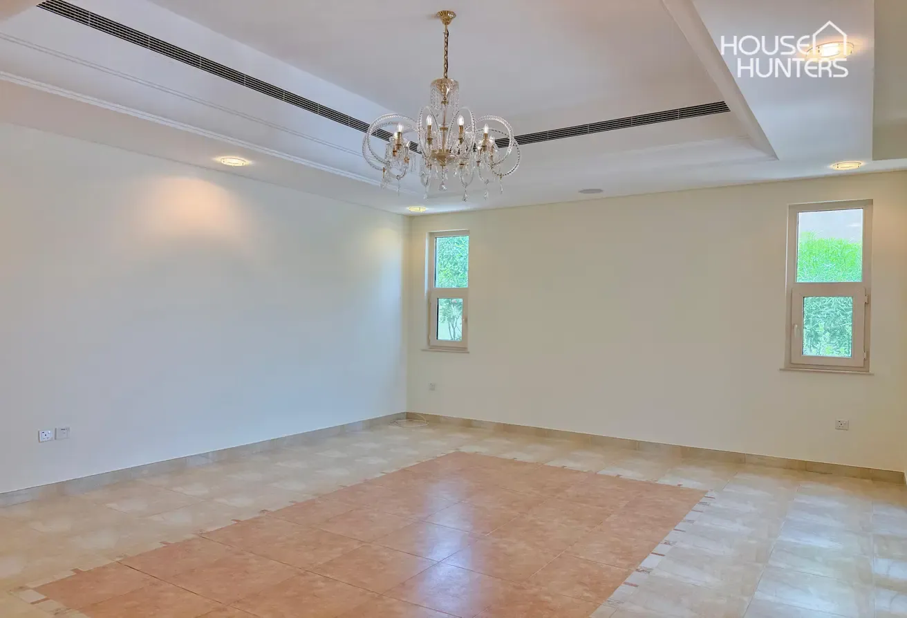 Large Plot | Private Pool | Excellent Condition