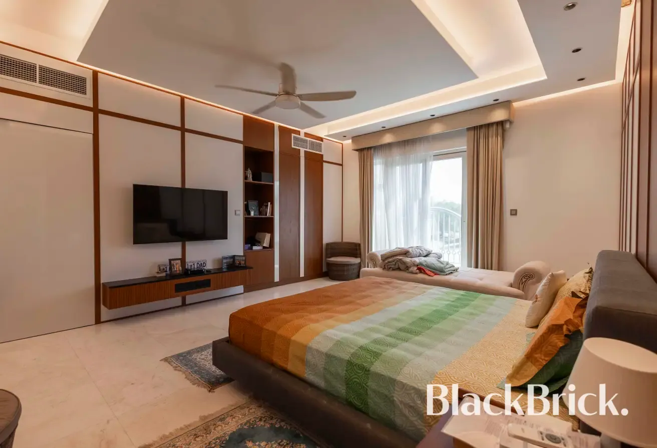 Upgraded C1 | Beautiful Golf Views