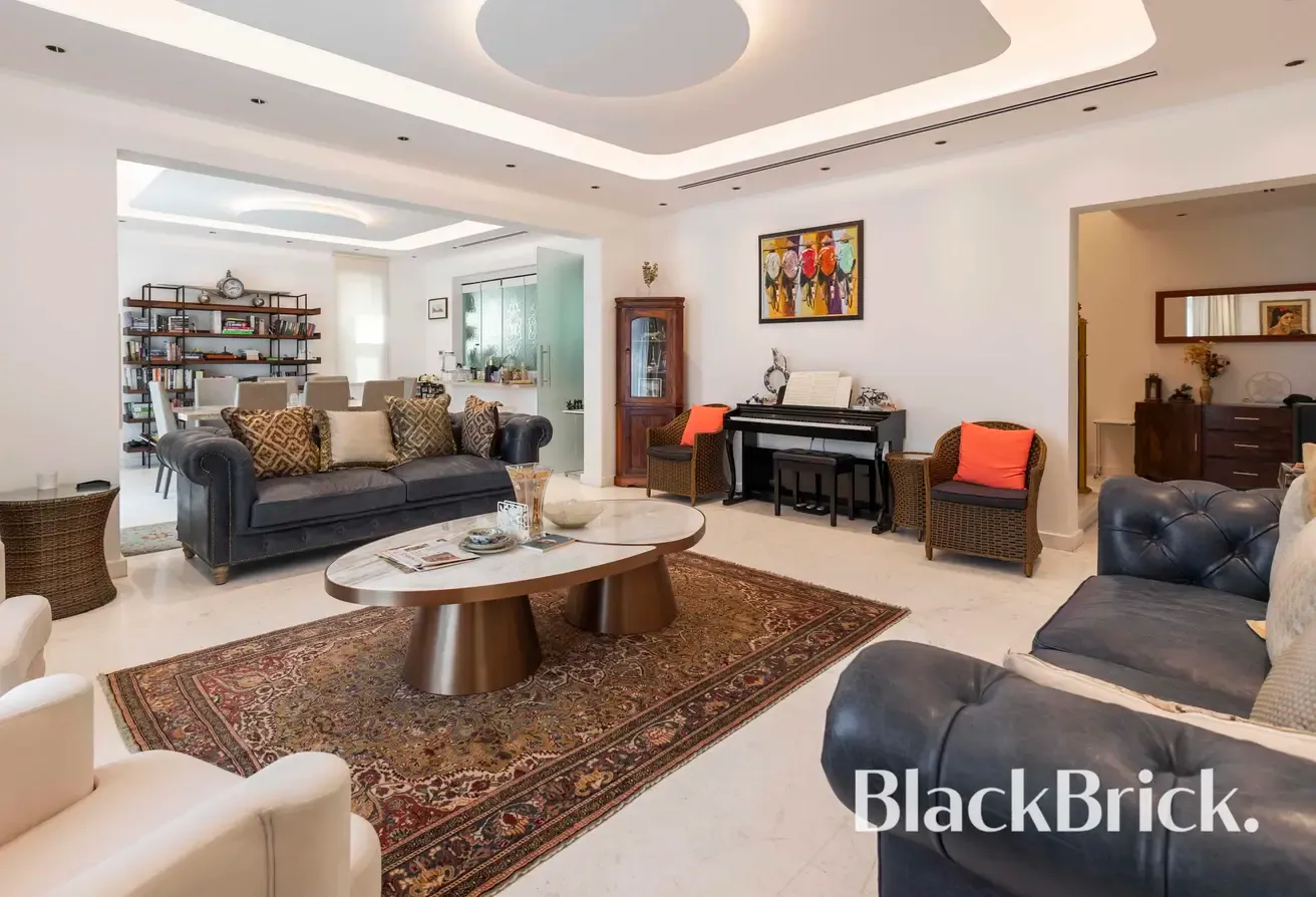 Upgraded C1 | Beautiful Golf Views