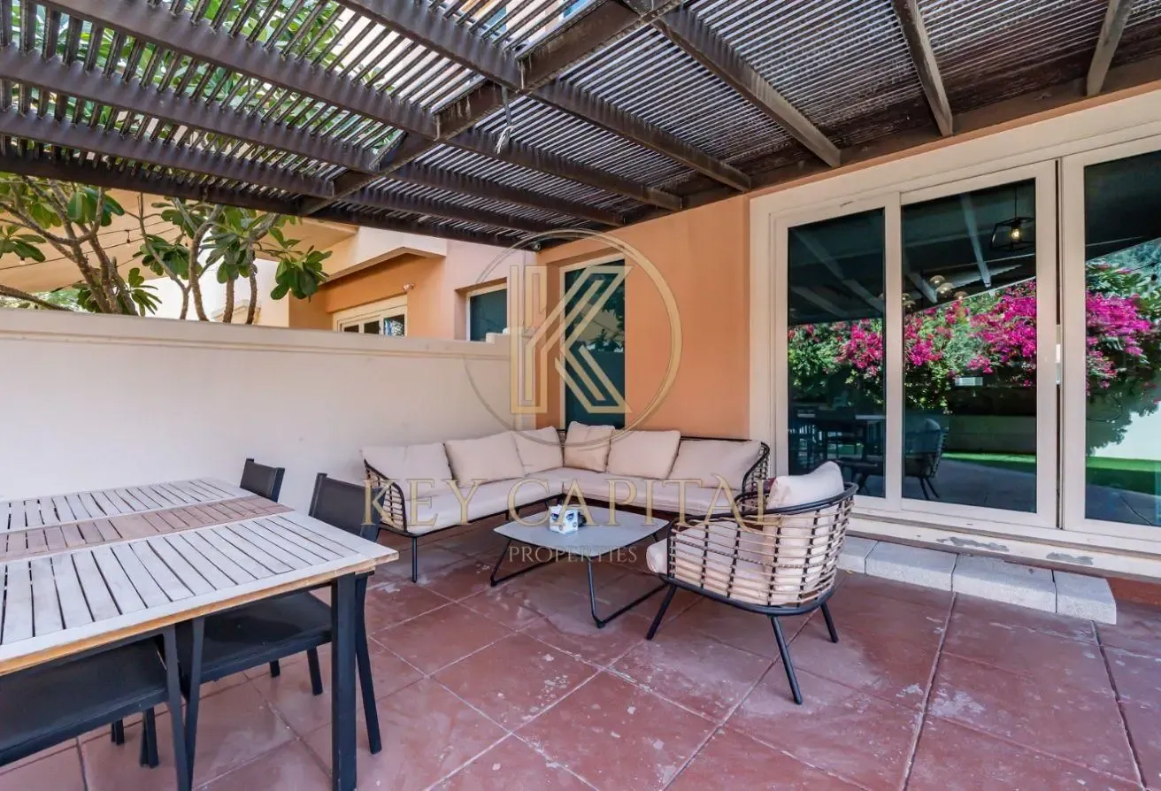 Elegant Home | Landscaped Garden | Spacious