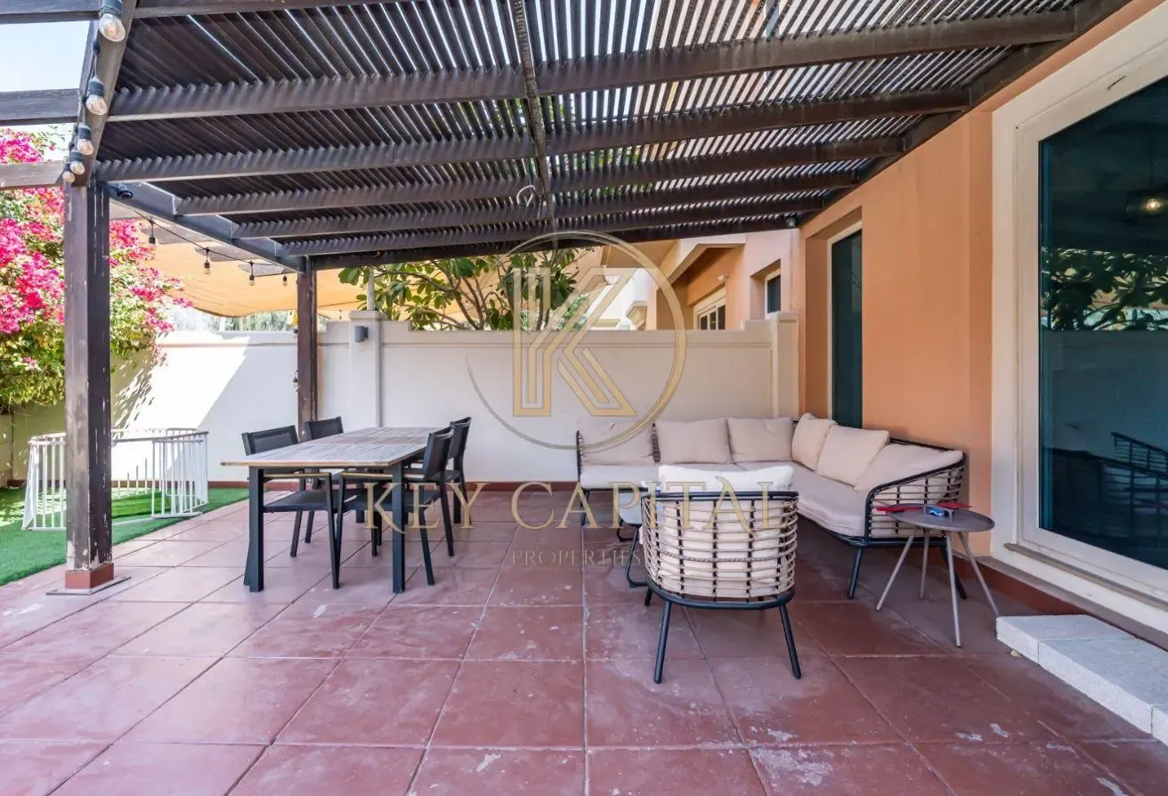 Elegant Home | Landscaped Garden | Spacious