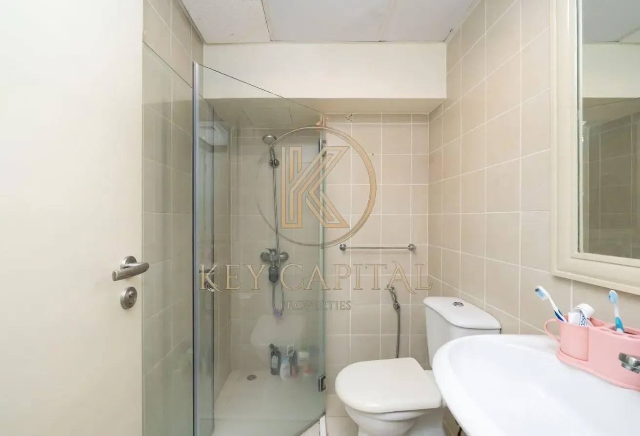 Elegant Home | Landscaped Garden | Spacious