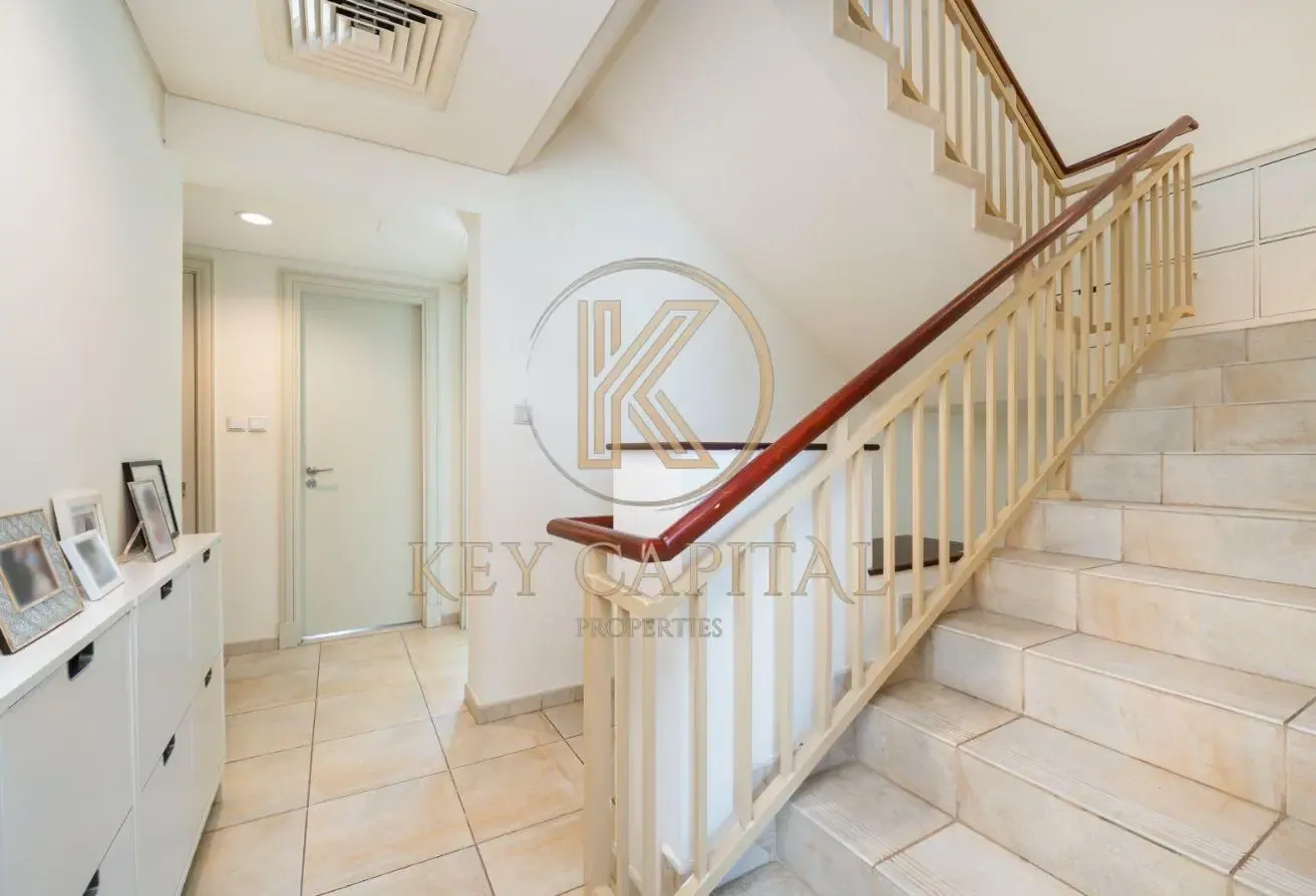 Elegant Home | Landscaped Garden | Spacious