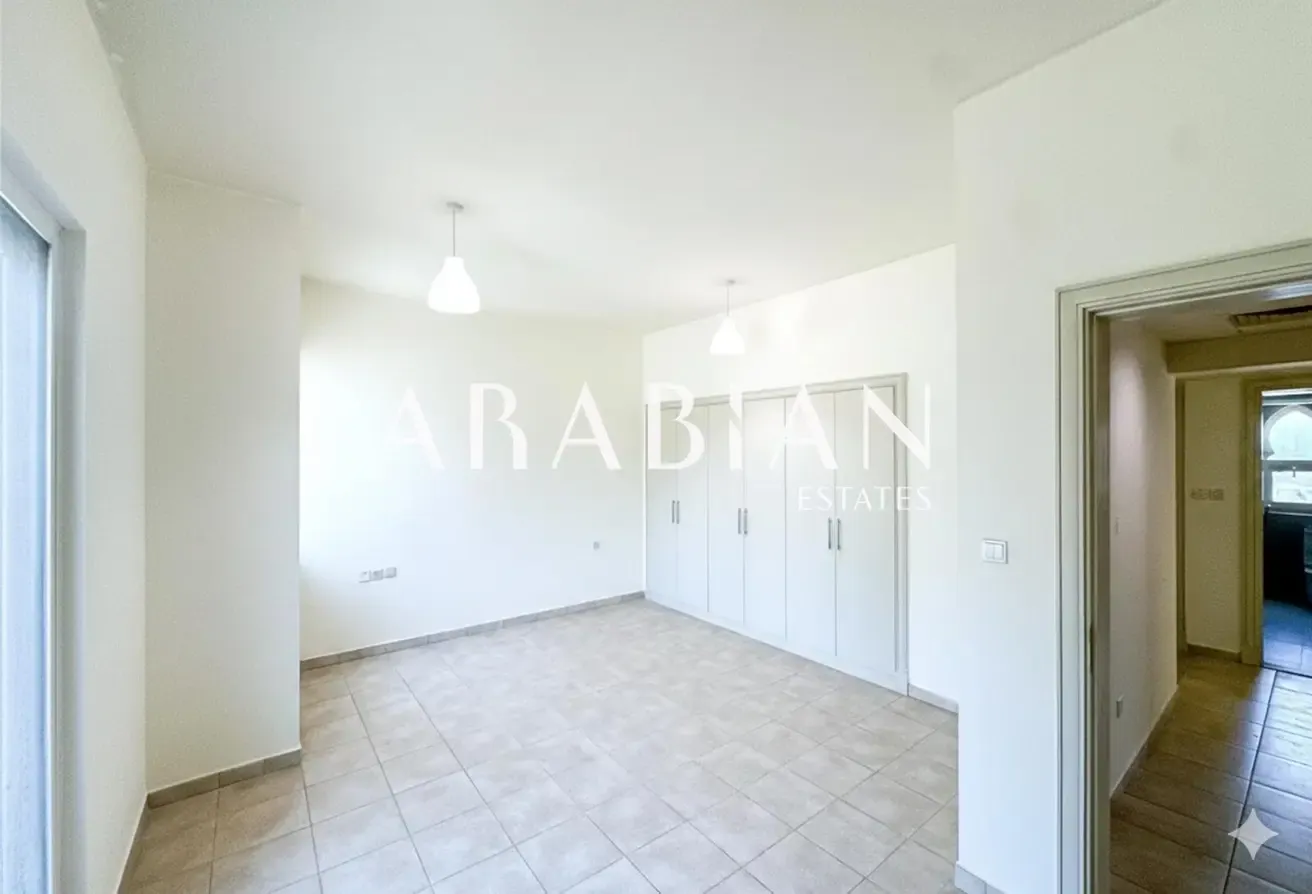 TH 2 | Backing Park | Private Garden | Corner Unit