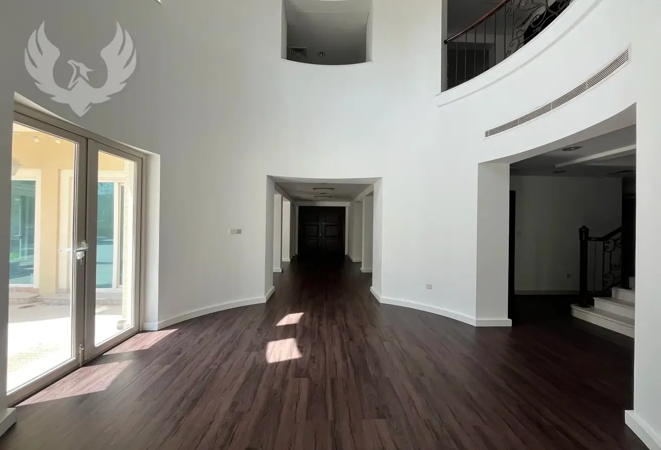 Upgraded | Golf View | 6 Bed | Maids and Drivers