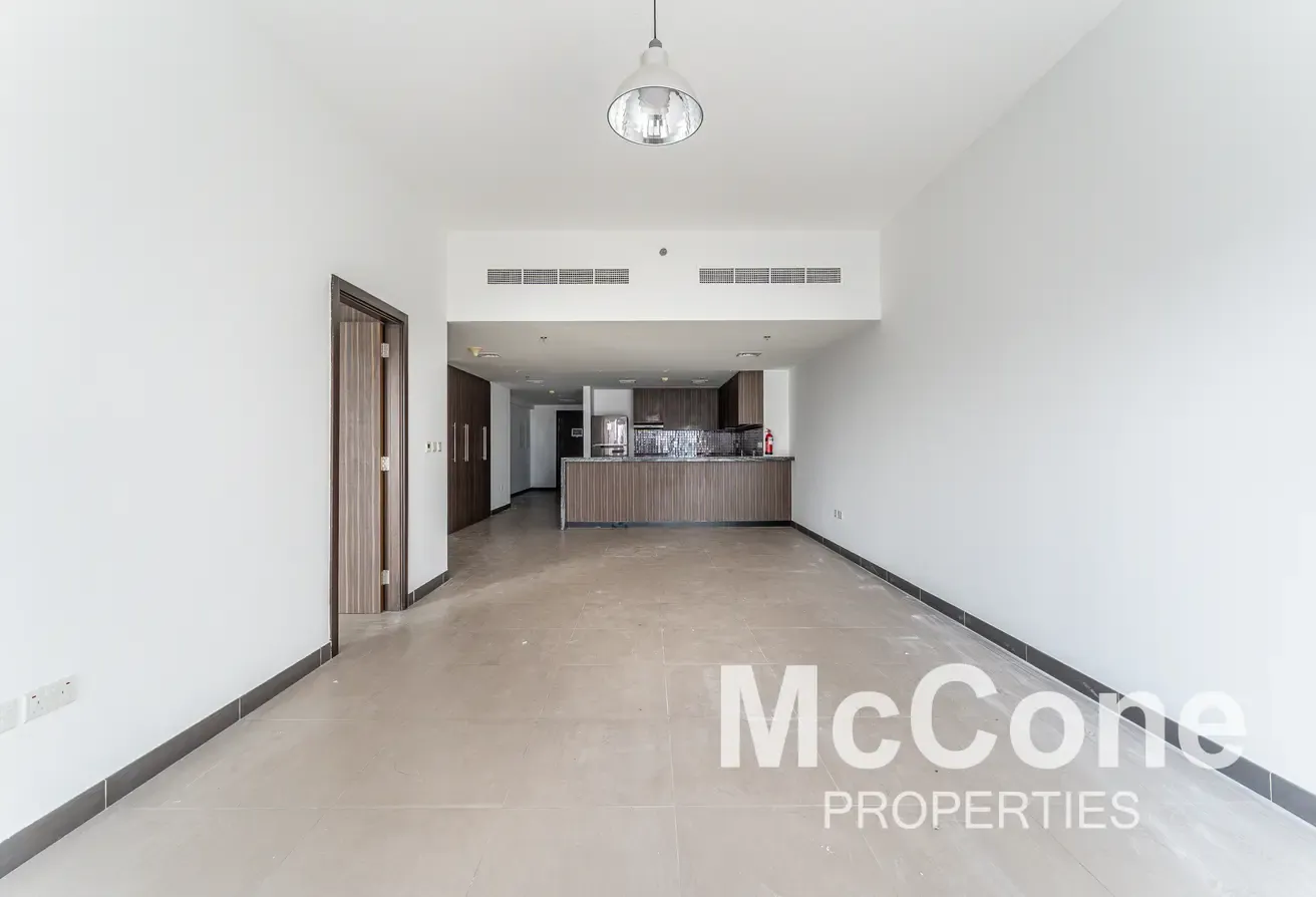 Big +Study | White Goods Included | Close to Metro