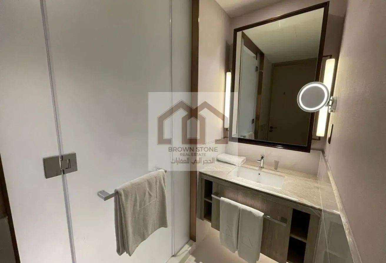 Higher Floor | 2-Balconies | Creek Water Views |