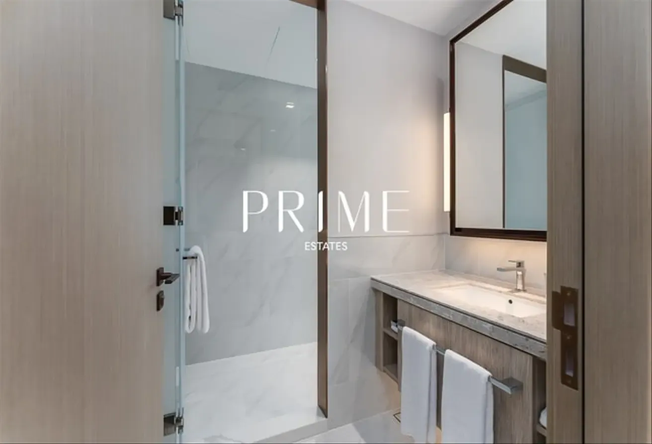 Premium 2BR Hotel Residence | Stunning Creek Views