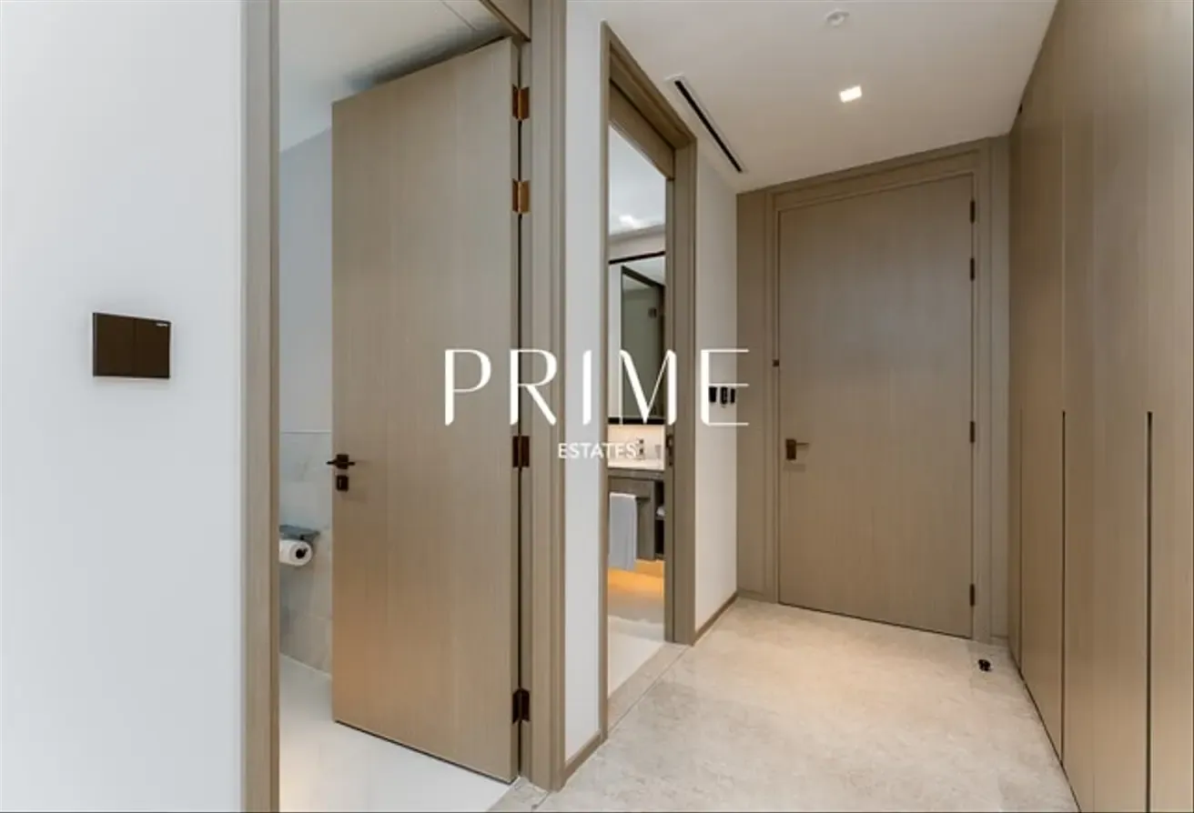 Premium 2BR Hotel Residence | Stunning Creek Views